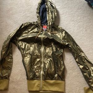 COPY - Vintage gold Nike windbreaker